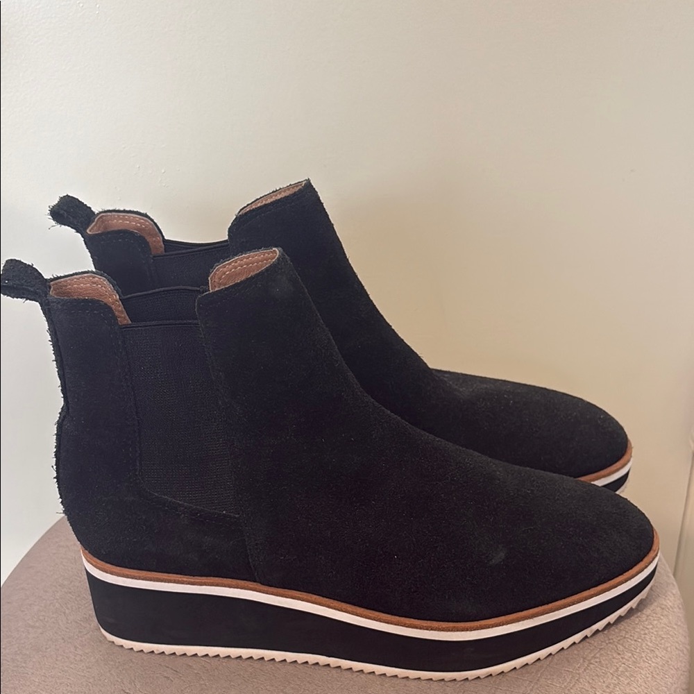 ANTONIO MELANI Black Ankle Boots with Platform Sole